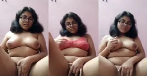 Bangla sexy girl boobs show wali masturbation MMS
